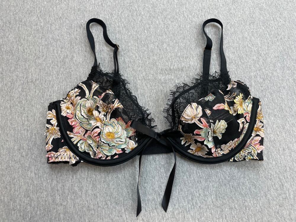 Victorias Secret Bra Womens 32D Floral Lace Dream Angels Low Cut Demi Underwire‎